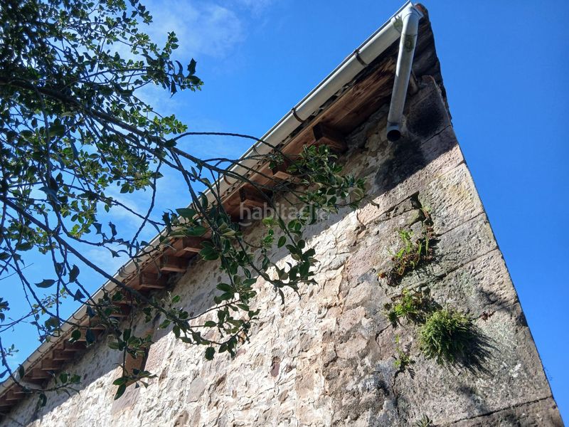 Foto fae3cdd6-e676-4945-9770-805019f0d84c. Haus in barrio vega 57 in Villafufre
