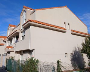 Dúplex  Ca-616 20. Piso 3 habitaciones a un paso de sarón