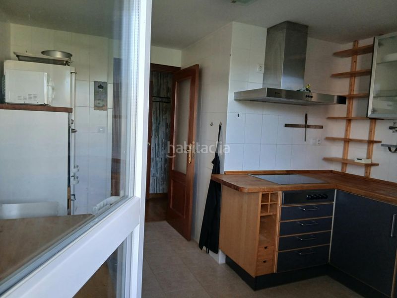 Foto 88d2a20e-22a8-4662-8cb9-b9a6b5b957e0. Zweistöckige wohnung in ca-616 20 in Penagos