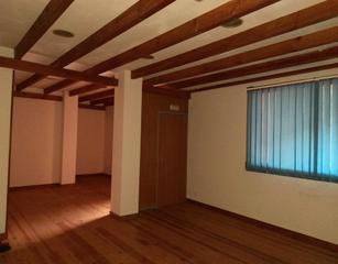Lloguer Local Comercial a N/a. Sarón- local en alquiler