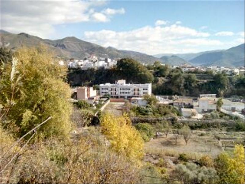 Foto 57ec0a53-e273-4777-b176-3c80fe3716b7. Piso tu primera vivienda en orgiva en Órgiva