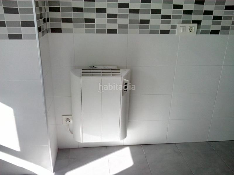 Foto a1ade2a4-1da2-442d-832f-039415cbed44. Piso tu primera vivienda en orgiva en Órgiva