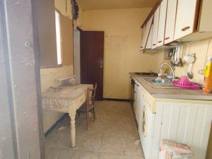 Casa en Calle perejon 73. Casa para hacer a su gusto