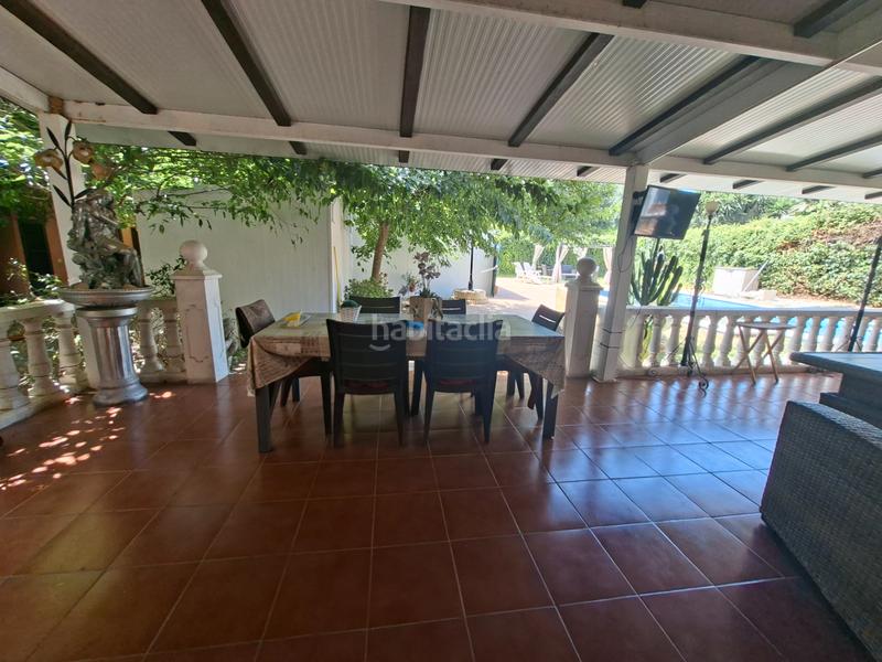 Foto a9ab5faf-e966-4695-bc6d-5d942ee15925. Chalet en avenida las camelias 15 bonito chalet de una planta en Espartinas