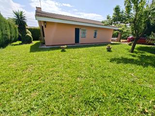 Chalet en Ronda los azahares 16. Chalet independiente de una sola planta