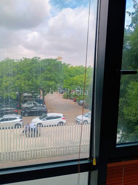 Foto 0ef9abed-1e14-4b55-8093-0d2082c31b7a. Büro in calle américo vespucio 15 in Triana Oeste Sevilla