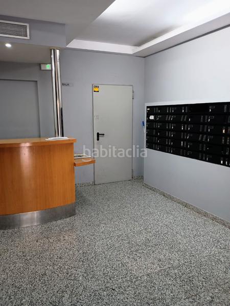 Foto 95072645-b6c8-45b7-abec-906e0a01000a. Büro in calle américo vespucio 15 in Triana Oeste Sevilla