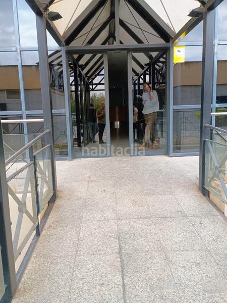 Foto d5991302-a686-4053-a635-6fd5fab87170. Büro in calle américo vespucio 15 in Triana Oeste Sevilla