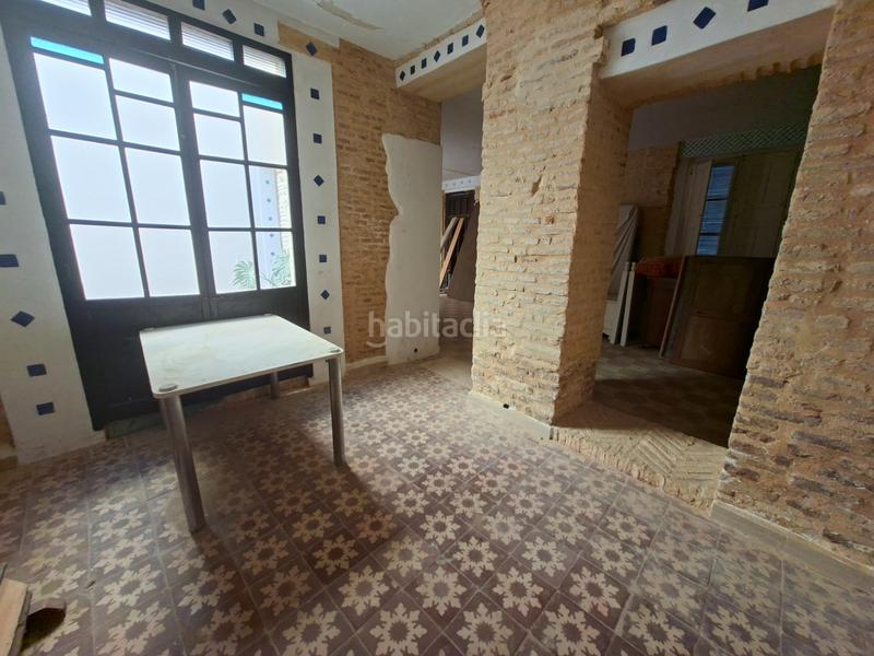 Foto 675d90c1-1c9a-4888-bfa3-b73a14c0f693. Casa en calle manuel osuna 5 gran casa palacio en el centro en Umbrete