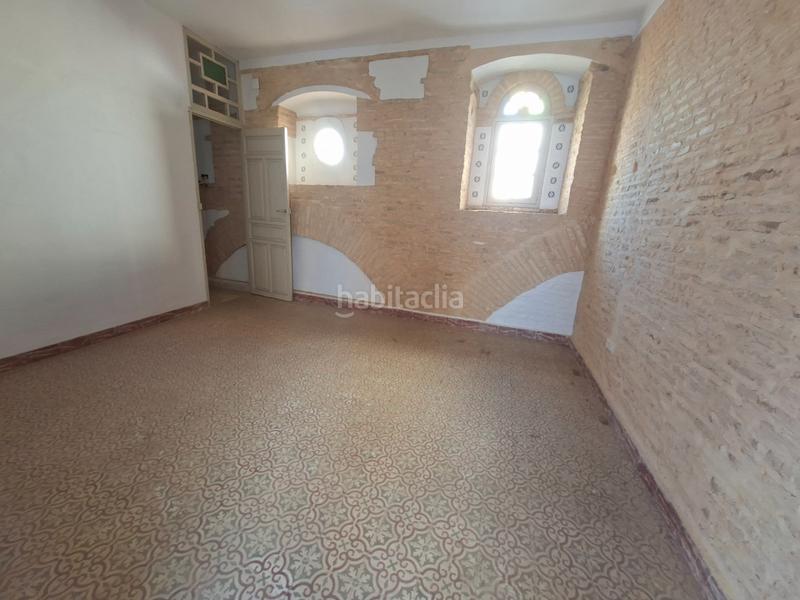 Foto 70125228-f469-459d-9689-67f3d5d8ff96. Casa en calle manuel osuna 5 gran casa palacio en el centro en Umbrete
