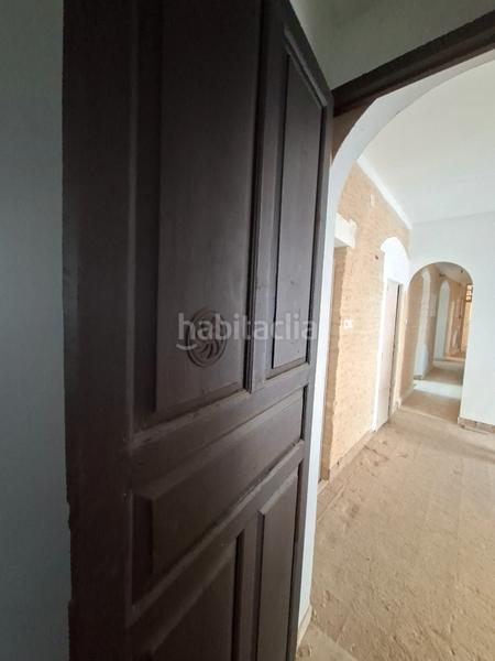 Foto a399d0fd-64c3-4138-b676-fdd2d7b98e60. Casa en calle manuel osuna 5 gran casa palacio en el centro en Umbrete