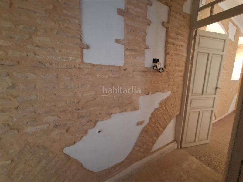 Foto dbf3f7b2-8a30-4505-b0ac-ac50c941965e. Casa en calle manuel osuna 5 gran casa palacio en el centro en Umbrete