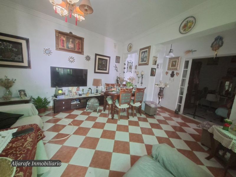 Foto 7056f869-c9e3-4cf6-93d3-47a728cafe11. Casa amb aparcament a Umbrete