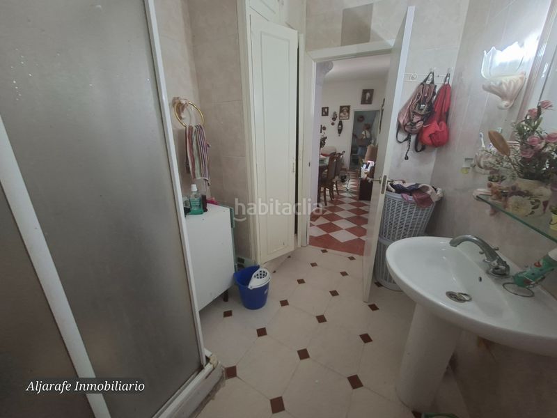 Foto b71ca598-2e6c-46cb-b5ca-6fb7e78bfac3. Casa amb aparcament a Umbrete