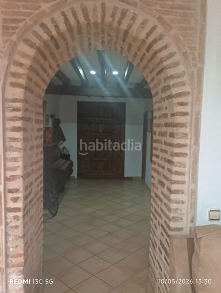 Foto da680b1b-f96f-4f3c-b543-72f7edb1a3d4. Casa amb xemeneia calefacció a Umbrete