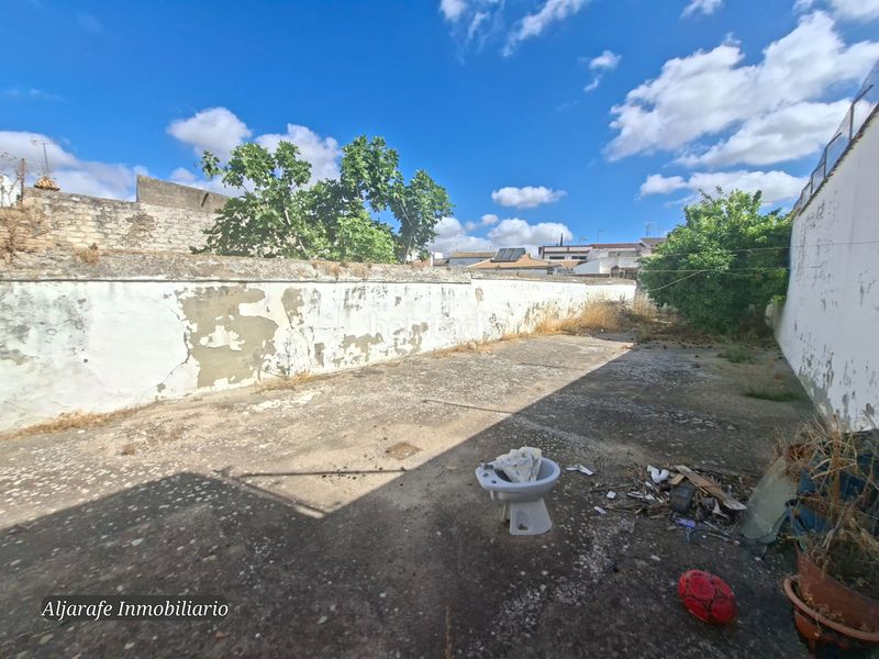 Foto 1b1e256c-d937-43d0-b7f0-626983949fae. Casa amb aparcament a Umbrete