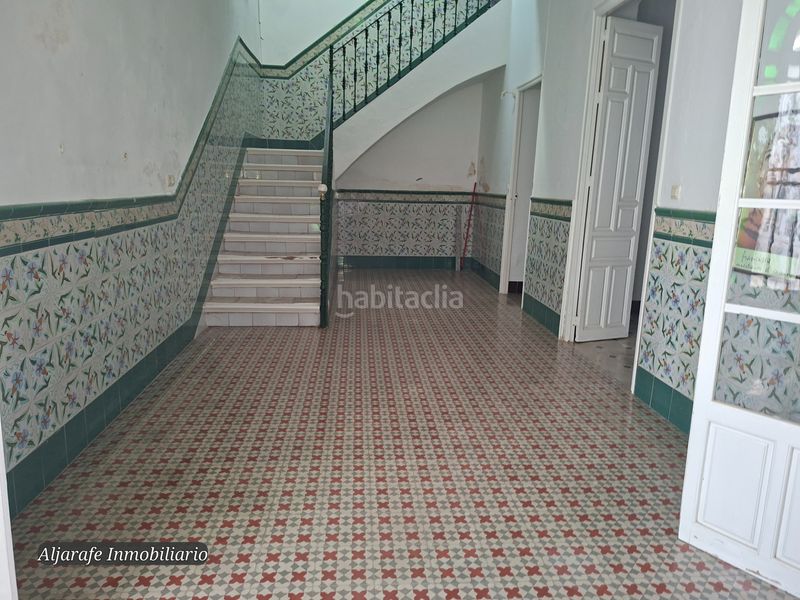 Foto 869cc008-ecbd-4b45-97ce-a2454db2d978. Casa amb aparcament a Umbrete