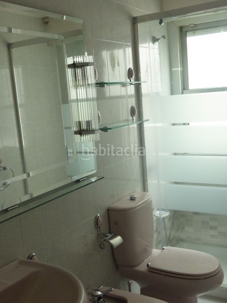 Foto 4b670d44-d9ae-4a98-8e2e-dea023abdc36. Appartement avec chauffage parking dans Berbés - Peritos Vigo