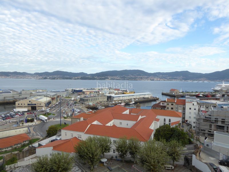 Foto 7eb27b80-4f5a-4b9b-bd0d-a6119af077d4. Appartement avec chauffage parking dans Berbés - Peritos Vigo