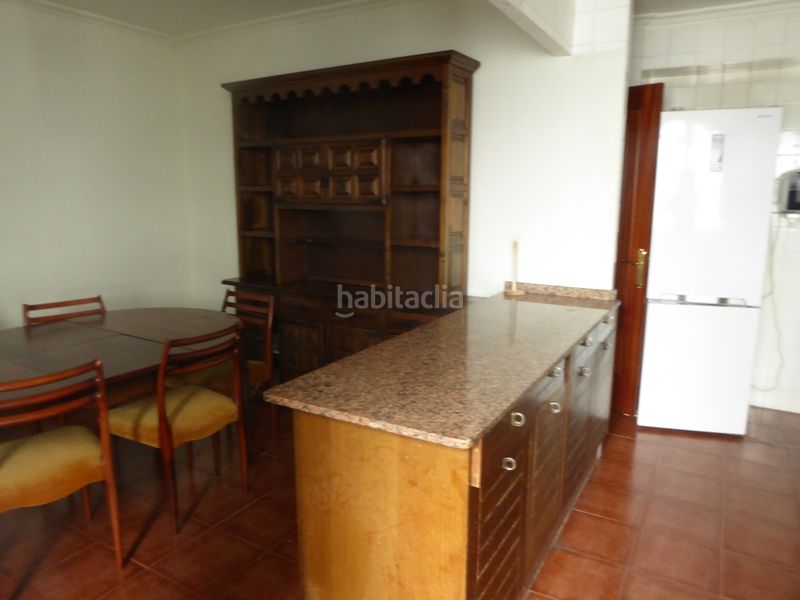 Foto b5b5e4c2-4e86-4887-82f1-db3d83a56055. Appartement avec chauffage parking dans Berbés - Peritos Vigo