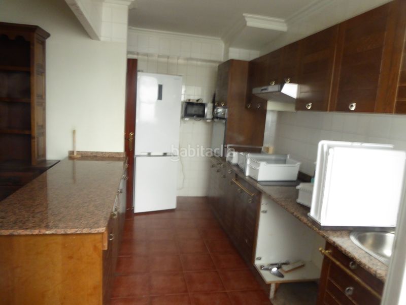 Foto dea9e52e-d1fc-4d35-8673-00057aa355b9. Appartement avec chauffage parking dans Berbés - Peritos Vigo