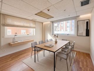 Ufficio  Calle del puerto de los leones. Oficina premium de 94 m2 en majadahonda  4 estancias  muy lumino