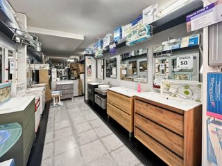 Local Comercial en Parque Europa-Los Pitufos