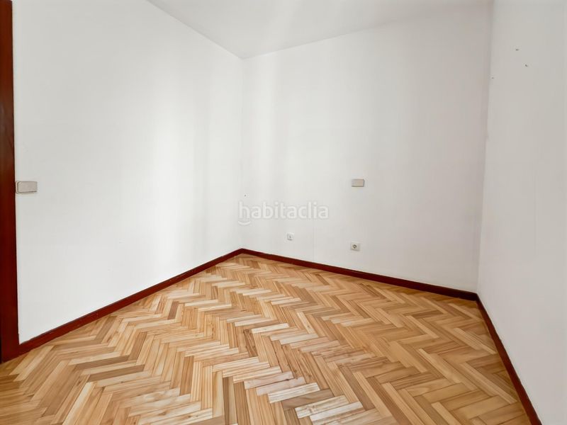 Foto 57291a7c-c910-47f1-8373-445cd47a6f9f. Flat with heating parking in Marroquina Madrid