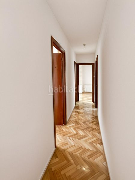 Foto a8ada563-633f-44f9-bdff-e7120e1e6640. Flat with heating parking in Marroquina Madrid