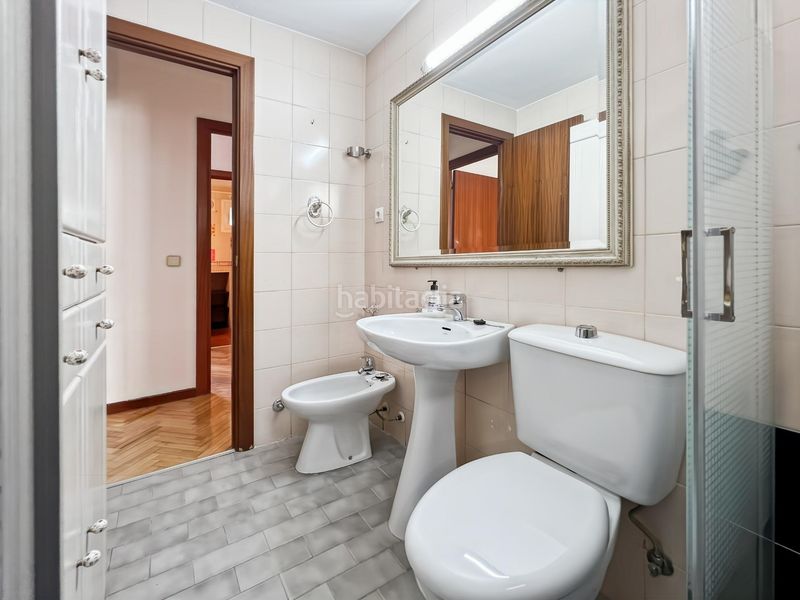 Foto ec7b736d-e75e-47b5-a8a8-f2903470a8fd. Flat with heating parking in Marroquina Madrid