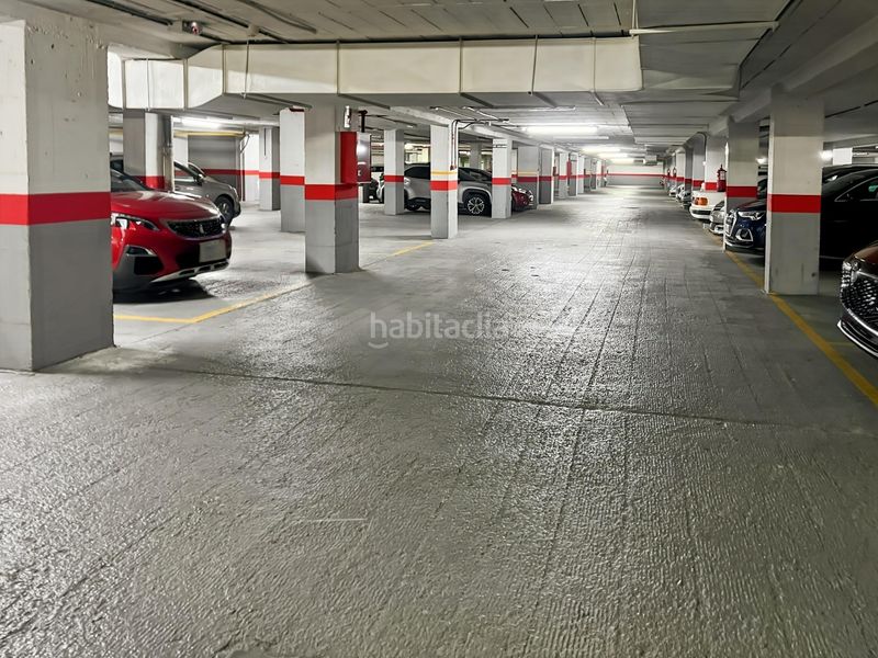 Foto f458cb75-b41b-48f5-a721-5648db2a2c9d. Flat with heating parking in Marroquina Madrid