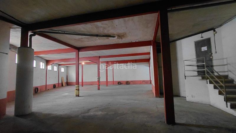 Foto e3daab8c-c4af-4eea-99e7-d2ae43b2a870. Local comercial a Centro Segovia