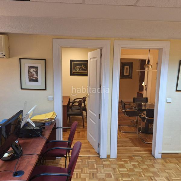 Foto 2c2ca554-fde9-4c6c-bc94-cbf2962fb30c. Oficina amb calefacció aparcament a Ríos Rosas-Nuevos Ministerios Madrid