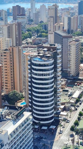 Foto 1e086a5a-7b6b-43d3-b6cb-5f421a2ffbaa. Piccolo appartamento con riscaldamento piscina in Benidorm