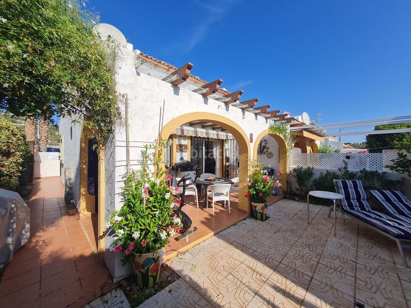 Foto 0849d887-ee08-4cb9-b7d3-1e6547426e80. Casa amb calefacció piscina a Benicolada - Las Adelfas Calp