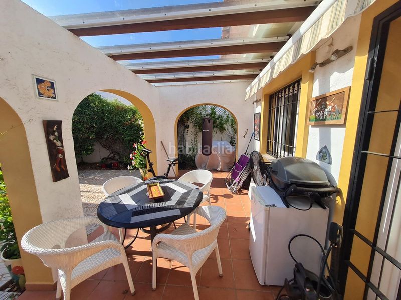 Foto 825d6242-fd3c-4e05-8f2f-5c28f8e442a7. Casa amb calefacció piscina a Benicolada - Las Adelfas Calp