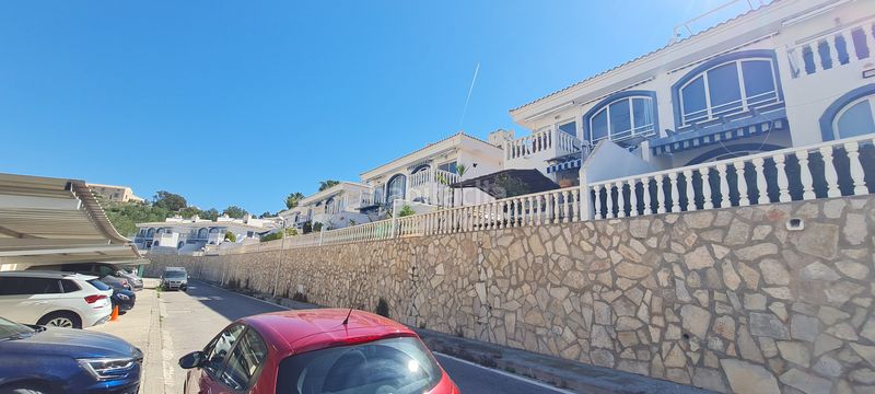 Foto 3bc72f85-a95b-4905-8e35-a180b4a913cf. Apartament amb calefacció piscina a Marisol Park - Ortembach - Los Almendros Calp