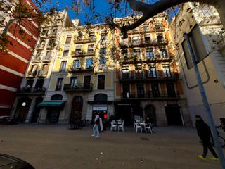 Lloguer Local Comercial a Avinguda del paral·lel 90