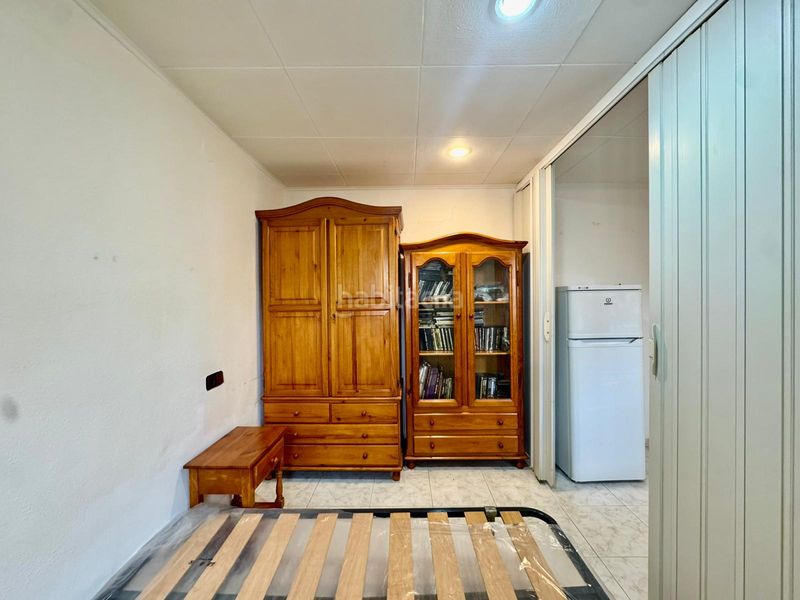 Foto b06e3cc9-2db7-4ec9-a2b6-095f09d4cdf4. Appartamento in El Camp de l´Arpa del Clot Barcelona
