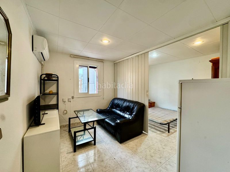 Foto e35ea445-abfe-4896-96aa-80ff8629466c. Appartamento in El Camp de l´Arpa del Clot Barcelona
