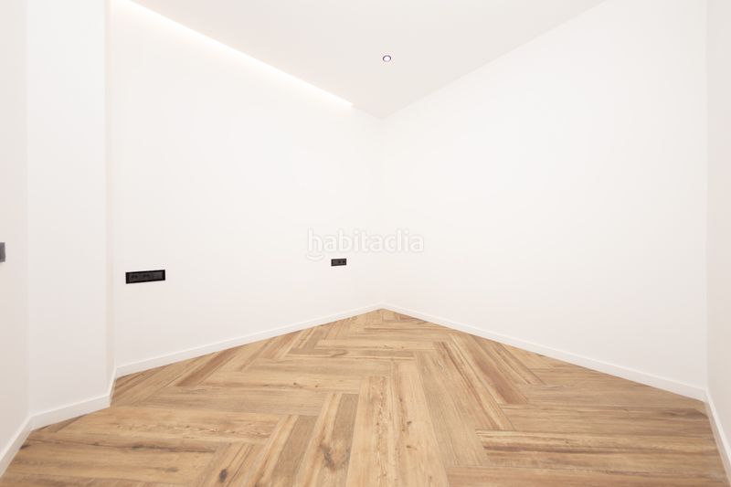 Foto bf9c3d0d-6c29-40bb-af64-02ef28a63734. Piso en Sant Ramon - Maternitat Barcelona