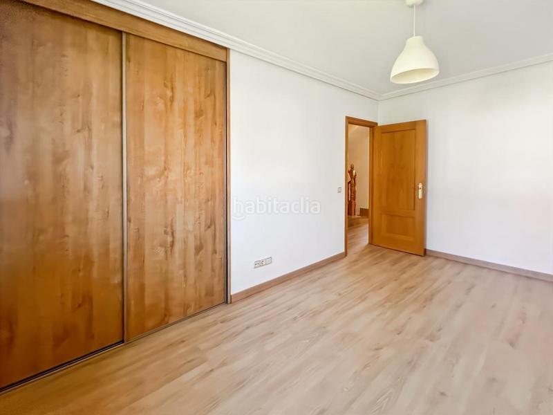 Foto 03ff6f7c-b97f-4cbd-868f-6d5567da6990. Casa adossada amb aparcament a Getafe norte Getafe