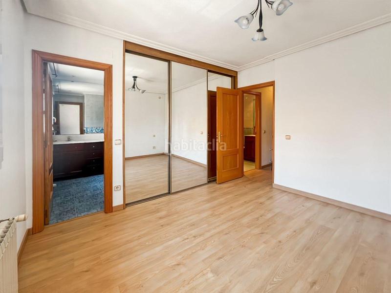 Foto 8f6a2527-d1ce-49e6-bf70-8217a9c3af1a. Casa adossada amb aparcament a Getafe norte Getafe