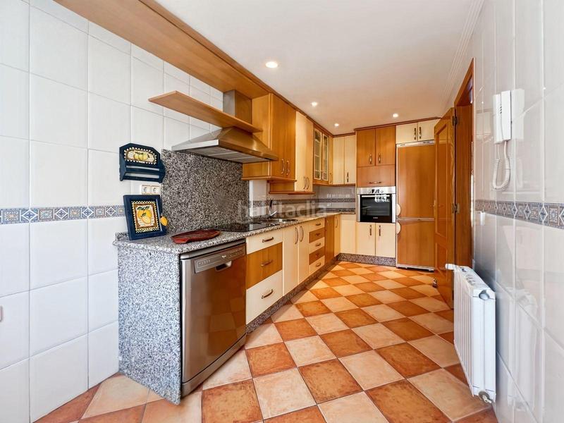 Foto ab921043-25ad-4920-9e73-1db57d3a6178. Casa adossada amb aparcament a Getafe norte Getafe