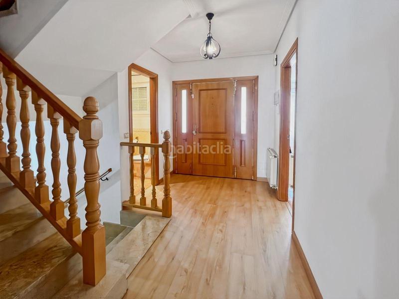 Foto d07deda4-70c5-4127-8a22-7cd60d1da6b3. Casa adossada amb aparcament a Getafe norte Getafe
