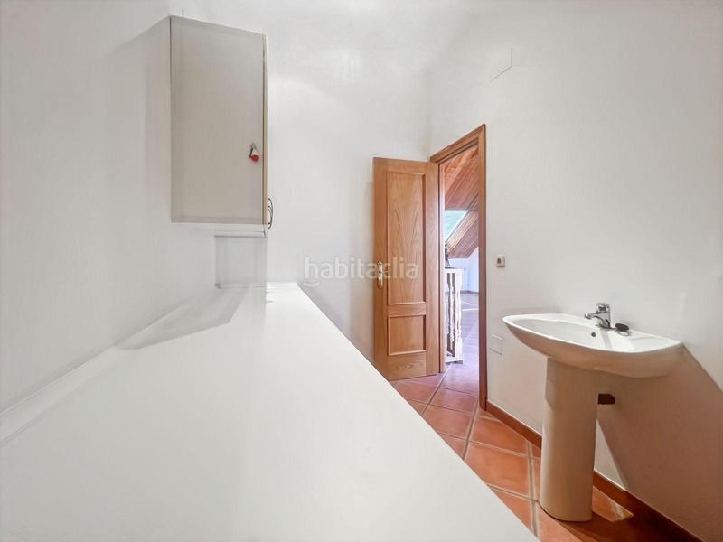 Foto e1e93643-a5c6-4847-b63c-1bc7483c1358. Casa adossada amb aparcament a Getafe norte Getafe