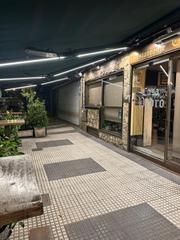 Local Comercial  Calle del doctor maran. Se vende espectacular restaurante en la mejor zona de majadahond