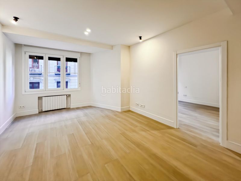 Foto ade83b05-2139-4e1d-a95a-5c7c081773e0. Apartament a Palacio Madrid