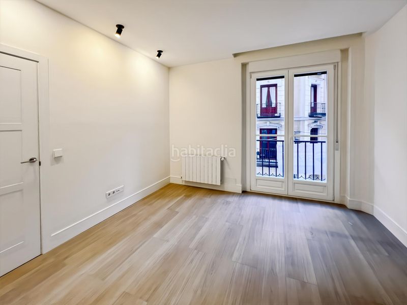 Foto bcea2c5e-bfbe-4985-8b2b-54272ce84051. Apartament a Palacio Madrid
