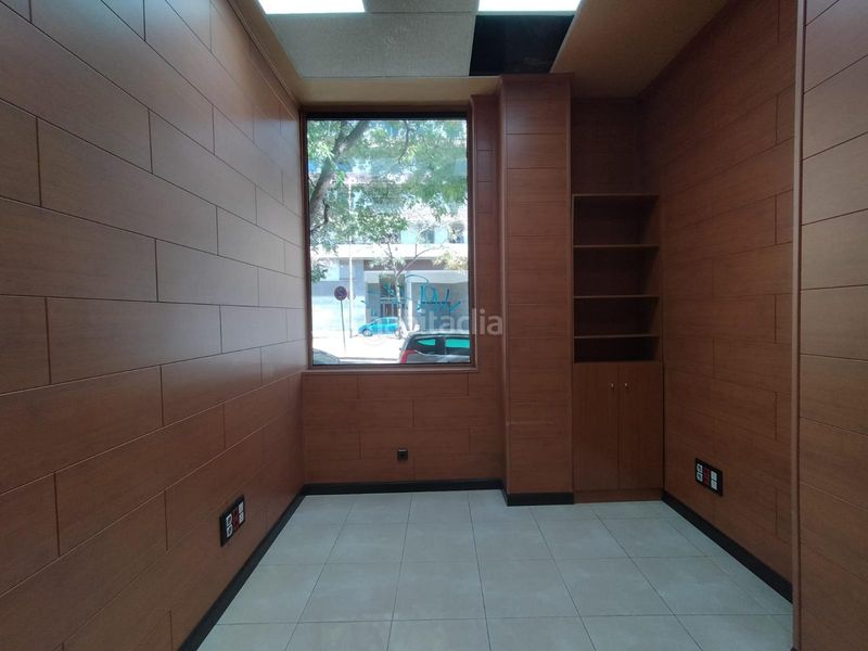 Foto 3bc41bf8-ce43-4326-a3cf-df055b49899b. Local comercial a Imperial Madrid